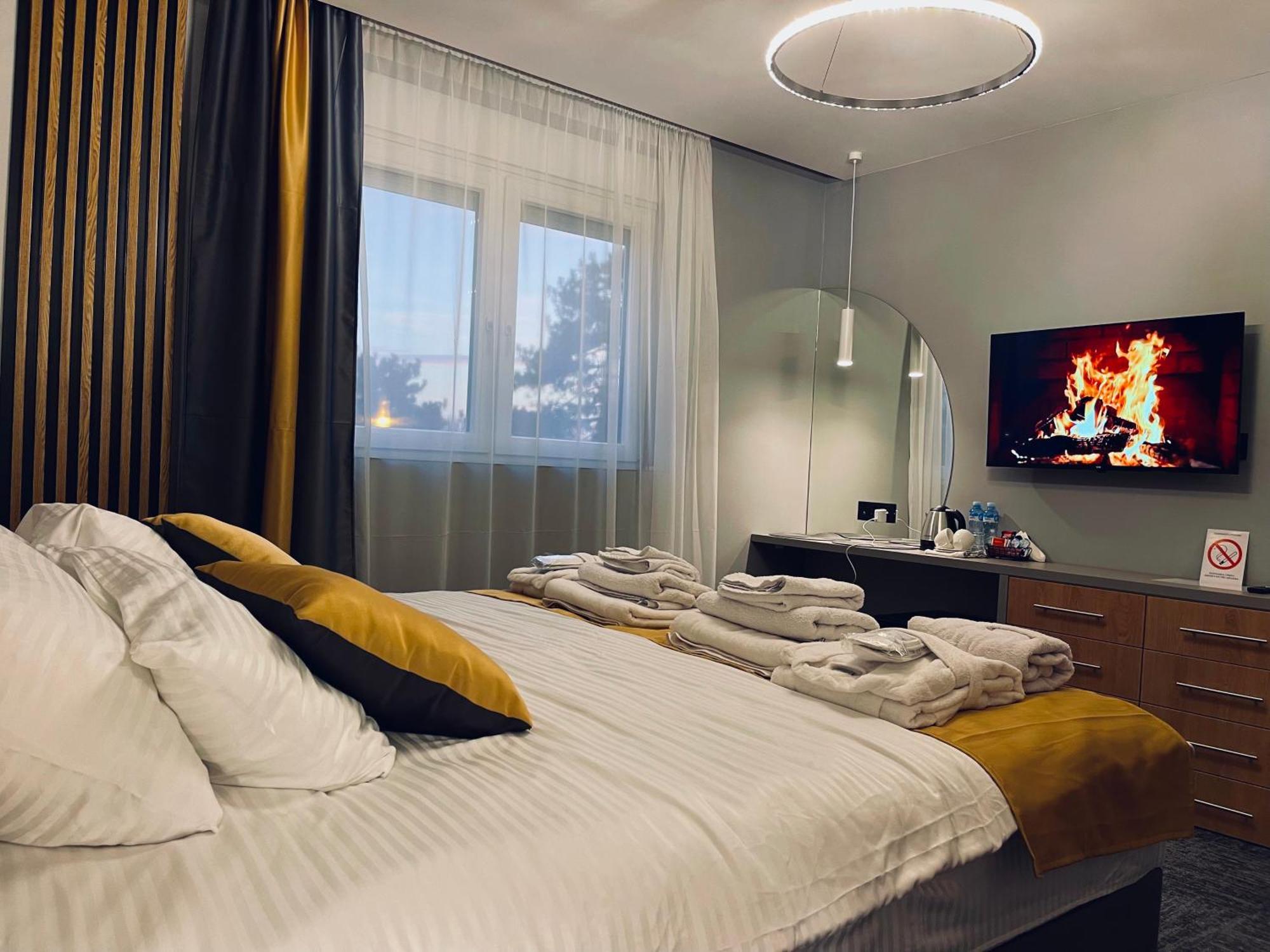 Mozaik Apartments & Spa - Modern 4-Star Apartments With Exclusive Private Spa Wellness In The City Center - Sauna, Jacuzzi, Turkish Bath - Free Parking, Wi-Fi - Rooms & Apartments Τσούπρια Εξωτερικό φωτογραφία