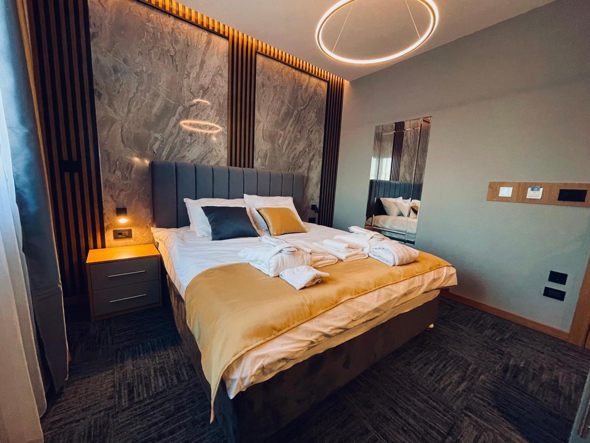 Mozaik Apartments & Spa - Modern 4-Star Apartments With Exclusive Private Spa Wellness In The City Center - Sauna, Jacuzzi, Turkish Bath - Free Parking, Wi-Fi - Rooms & Apartments Τσούπρια Εξωτερικό φωτογραφία