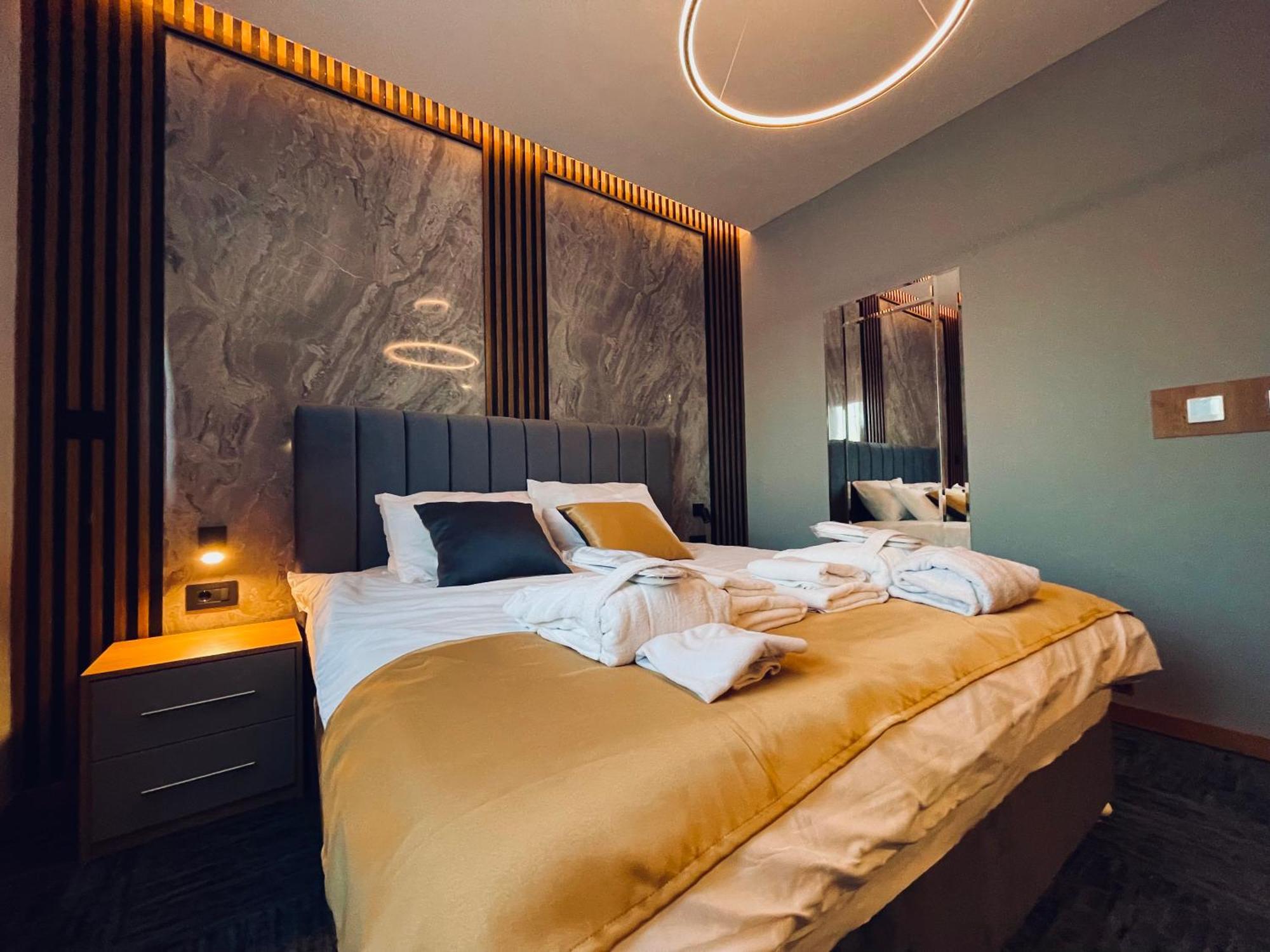 Mozaik Apartments & Spa - Modern 4-Star Apartments With Exclusive Private Spa Wellness In The City Center - Sauna, Jacuzzi, Turkish Bath - Free Parking, Wi-Fi - Rooms & Apartments Τσούπρια Εξωτερικό φωτογραφία