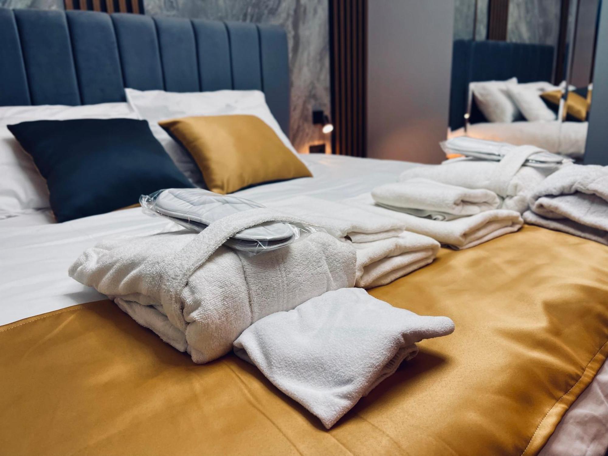 Mozaik Apartments & Spa - Modern 4-Star Apartments With Exclusive Private Spa Wellness In The City Center - Sauna, Jacuzzi, Turkish Bath - Free Parking, Wi-Fi - Rooms & Apartments Τσούπρια Εξωτερικό φωτογραφία